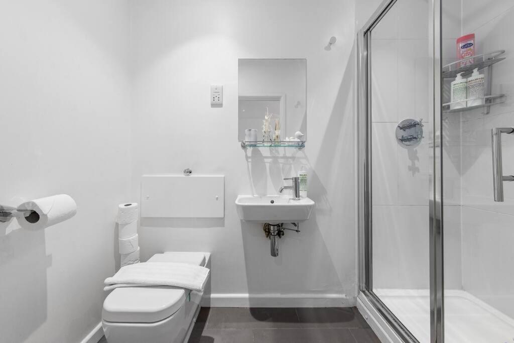 Stylish Sleep6 Flat At Iconic Piccadilly Circusvr6 Apartment ลอนดอน ภายนอก รูปภาพ